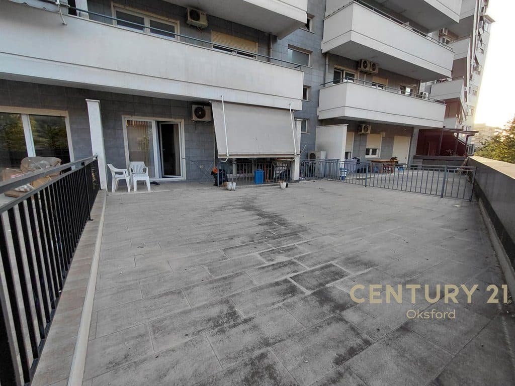 SHITET APARTAMENT 1+1 + VERANDË – KOMUNA E PARISIT, TE DA CAPO 2