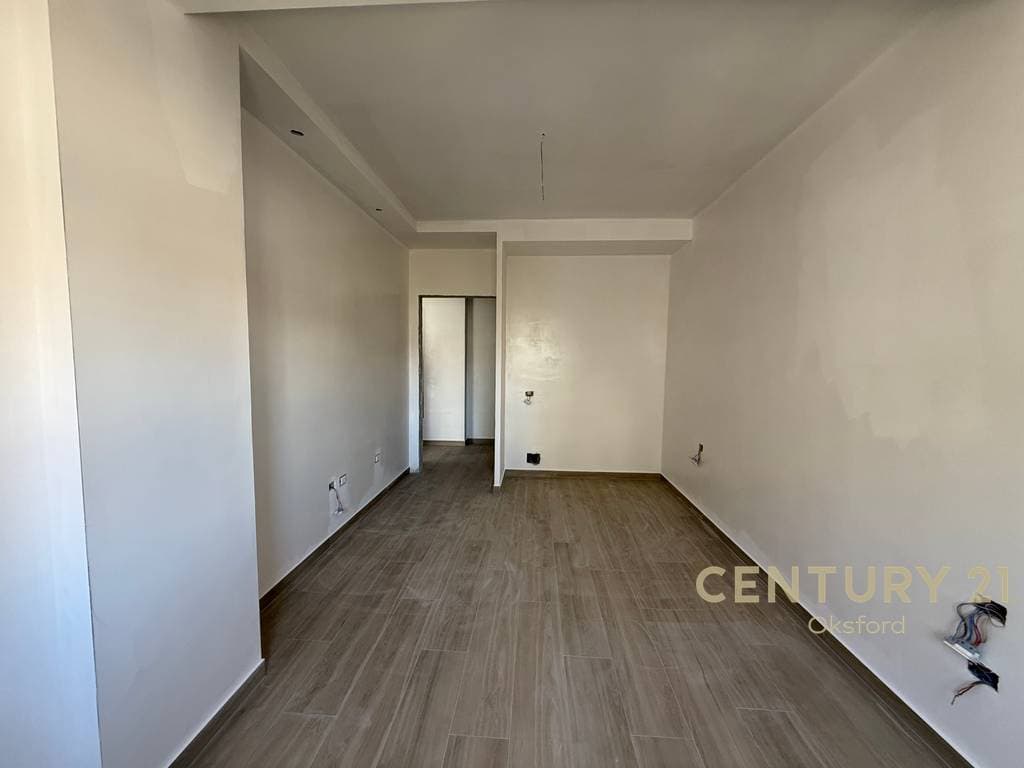 EKSLUZIVE!!!SHESIM APARTAMENT 1+1,TEK MALI I ROBIT NE GOLEM! 2