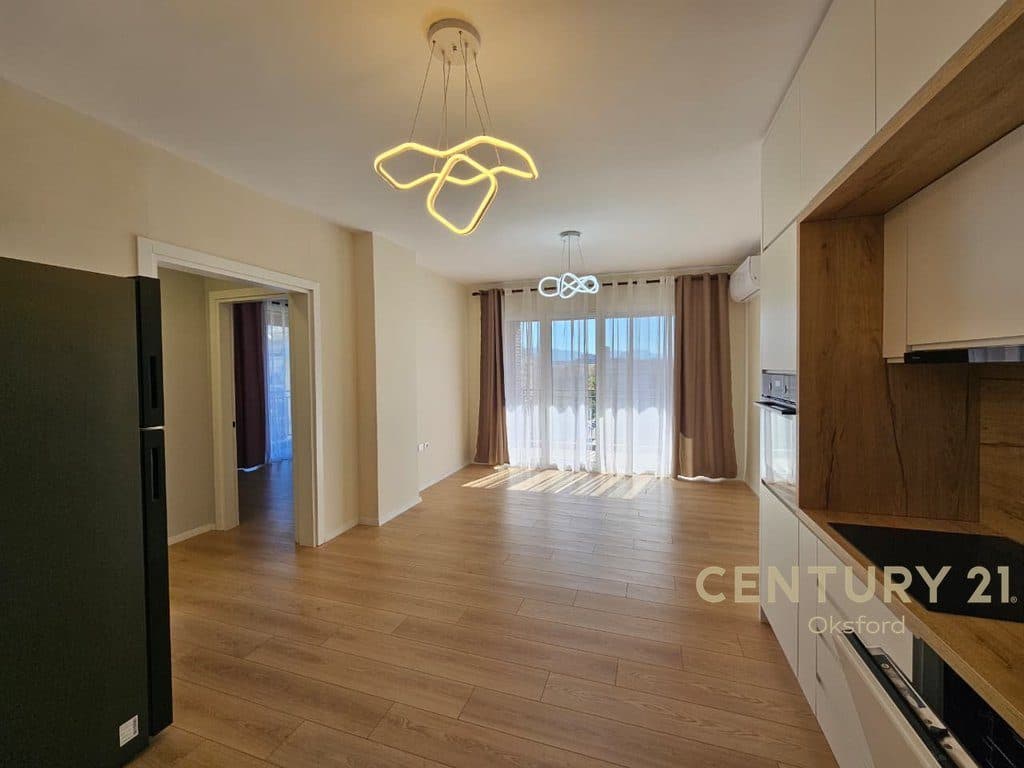 JEPET ME QERA APARTAMENT 2+1+2 TE ISH FUSHA AVIACIONIT