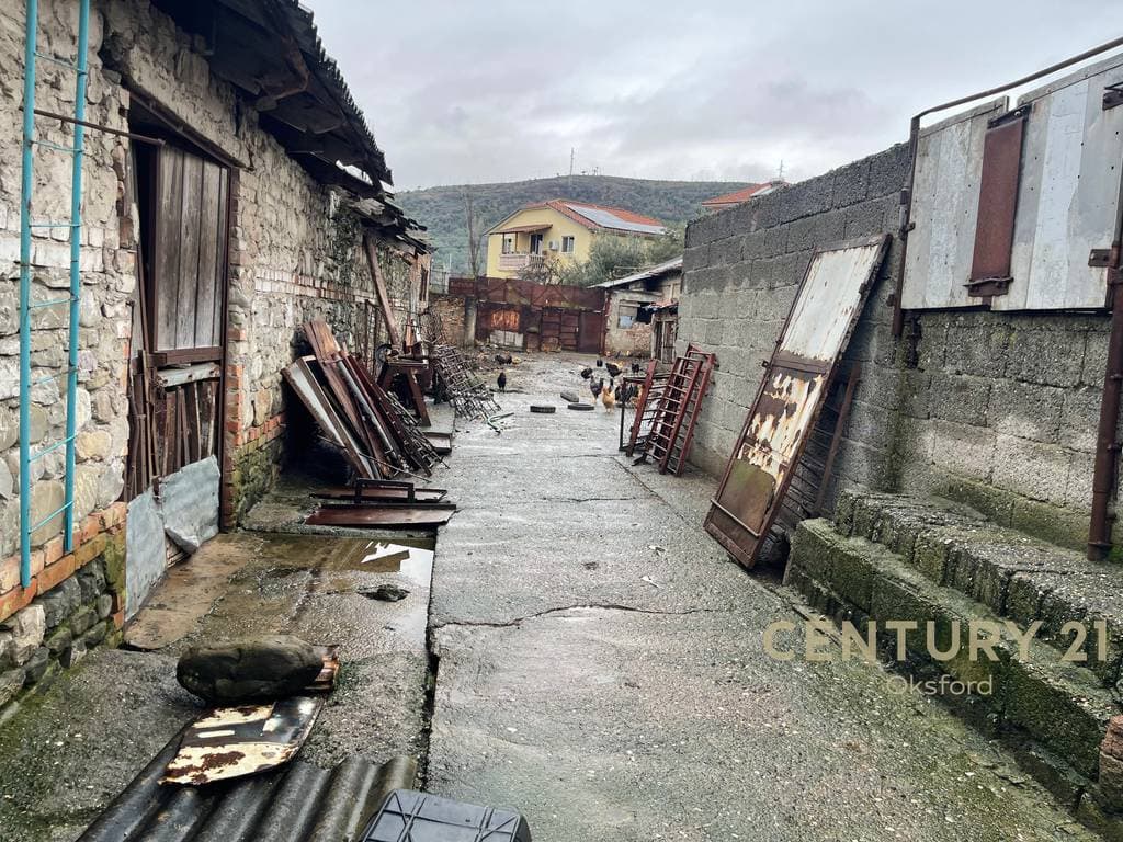 TOKË PËR SHITJE NË ELBASAN ME CERTIFIKATË PRONËSIE! 4