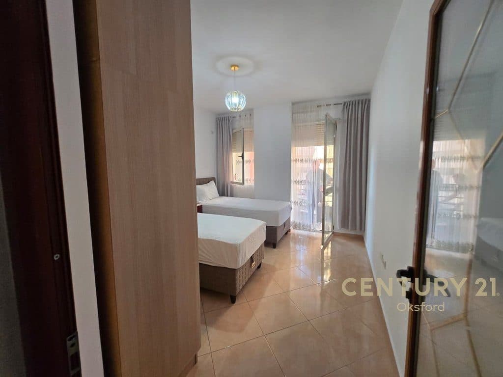 APARTAMENT 1+1 ME QIRA NE YZBERISHT PALLATET DILO! 3