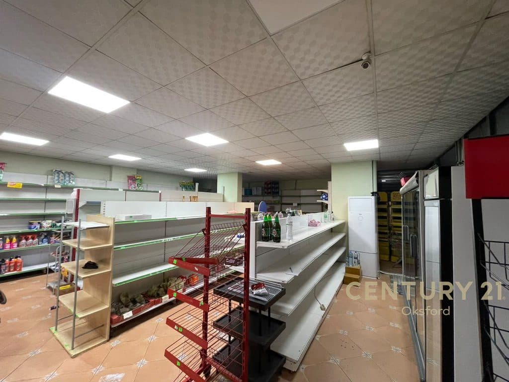AMBIENT KOMERCIAL 95m2 PER QIRA NE YZBERISHT 2