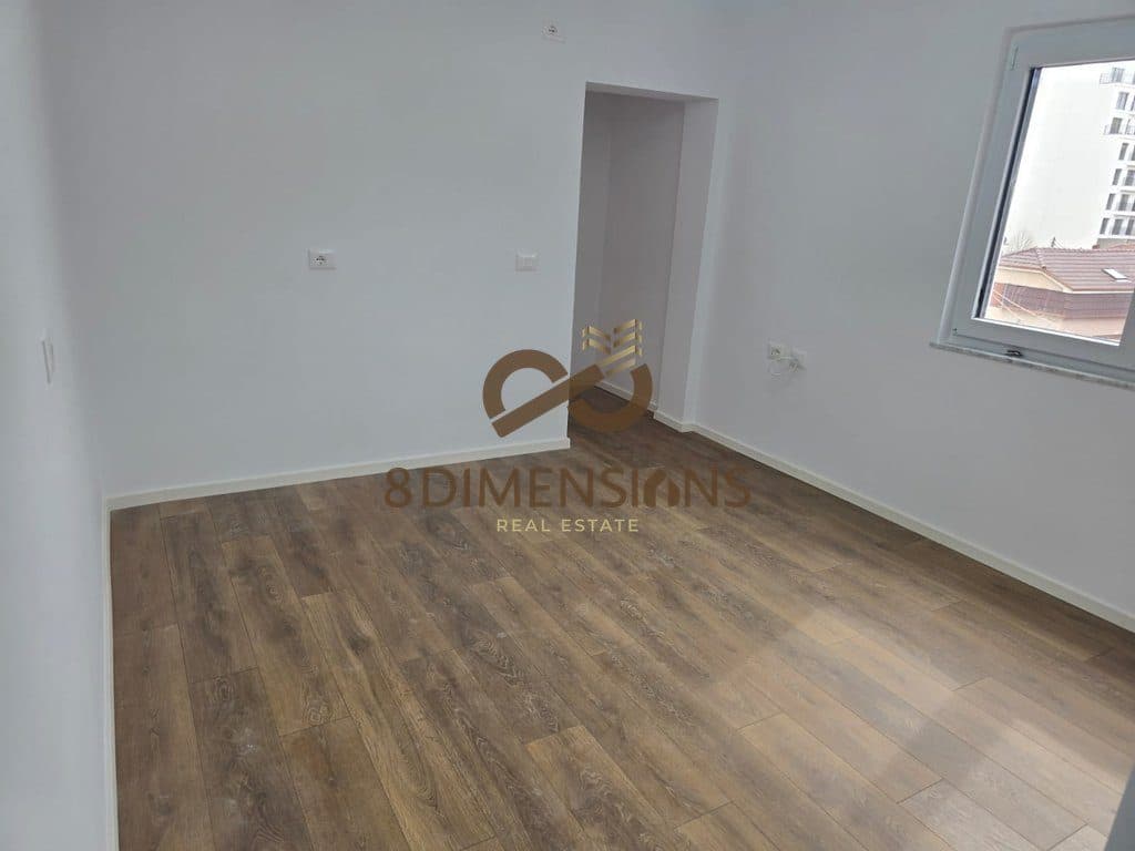 Shitet Apartament 1+1 tek Rruga Dervish Hekali prane Shkolles se Kuqe ne Tirane (ID D8141Z-14 ) 4