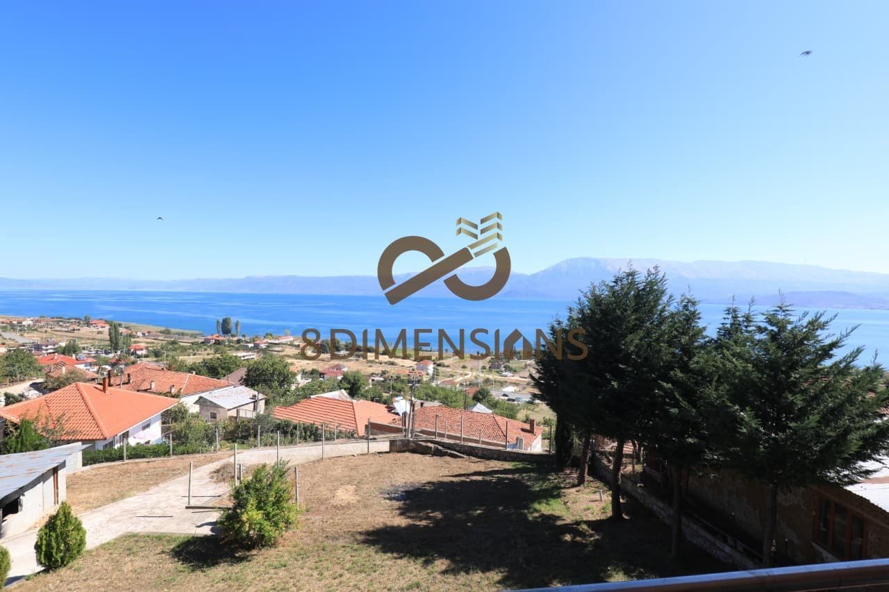 OKAZION!!! Shitet Hotel 2 kate ne Pogradec, prane Bar Restorant Victoria 250,000 EUR D813A-1