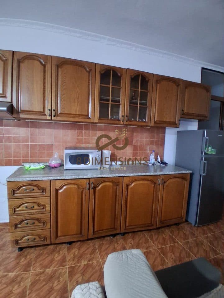 Apartament 1+1 +Ballkon me qera ne zonen e Brrylit, Prane Maternitetit te Ri (ID D8241A-57) 3