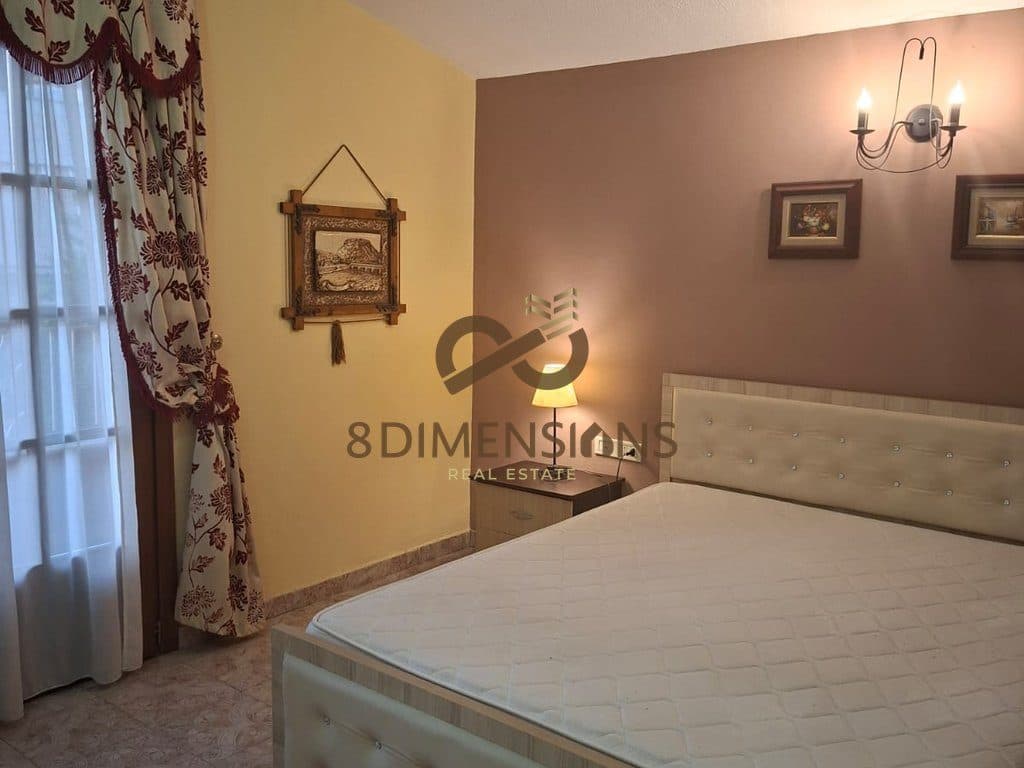 Apartament me qera 2+1 tek Komuna Parisit,prane Kristal Center D8242A-313