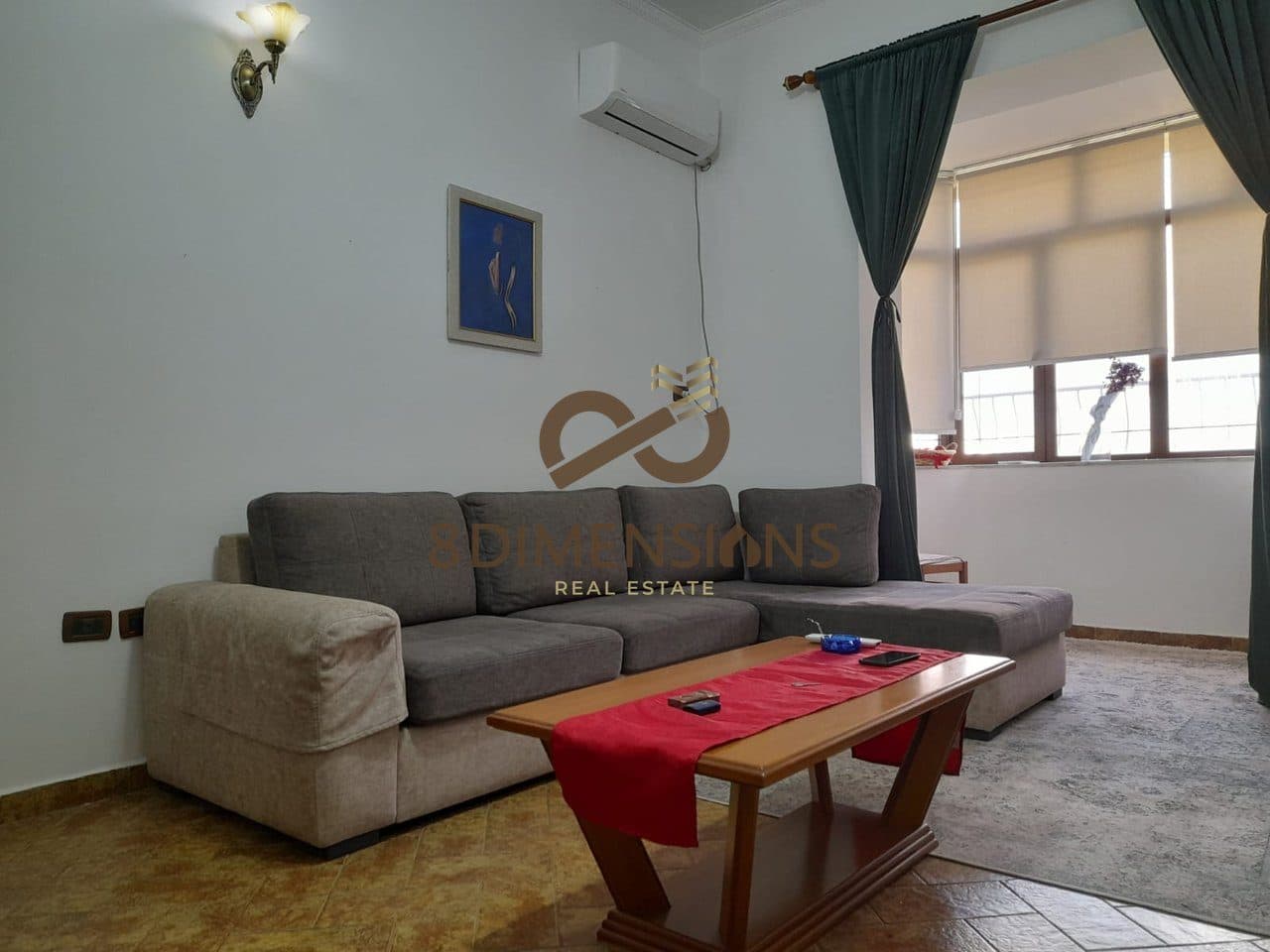 Jepet me qera Apartament 1+1 me kuzhine me vete ne Bllok prane Kafe Roma (D8241Z-39) 2