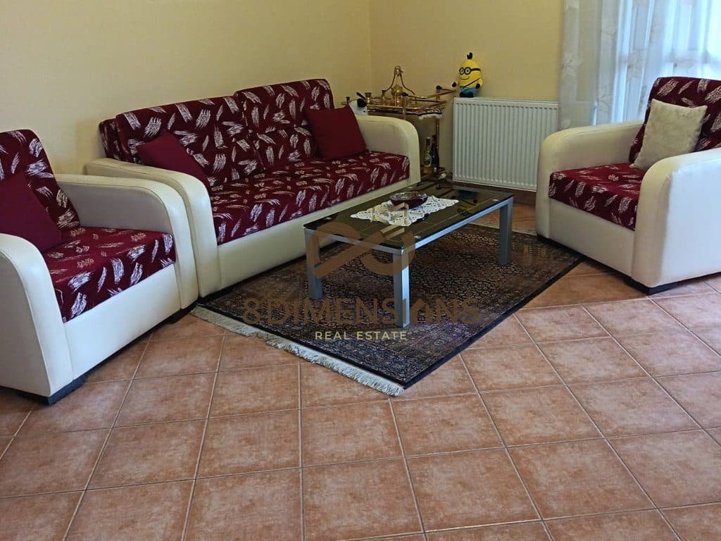 Jepet me qera Apartament 1+1 prane Kopshtit Zologjik ne Tirane (ID D8241A-327)