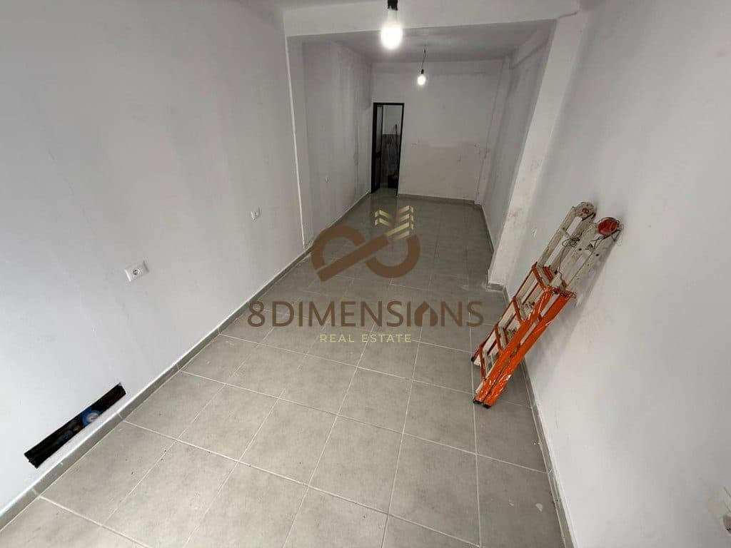 Jepet me qira Kapanon + Zyra ne zonen e Prushit, prane "Primavera" ne (ID D822A-7) 1