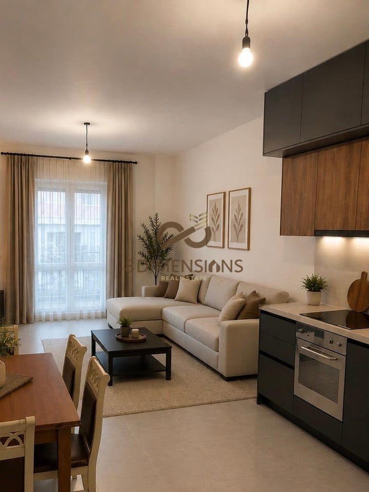 Apartament 2+1 +Ballkon me qera tek Rruga e Barrikadave - Tirane (ID D8242A-254) 2