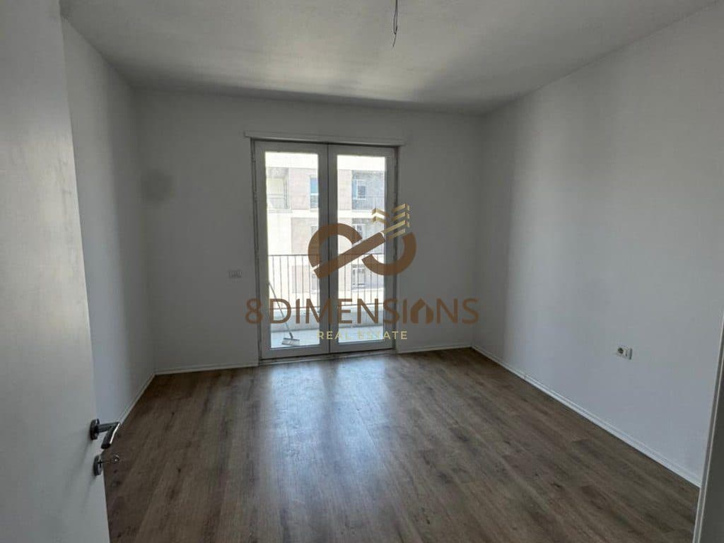 Jepet me qera Apartament 2+1 te Univers City (D8242A-114) 4