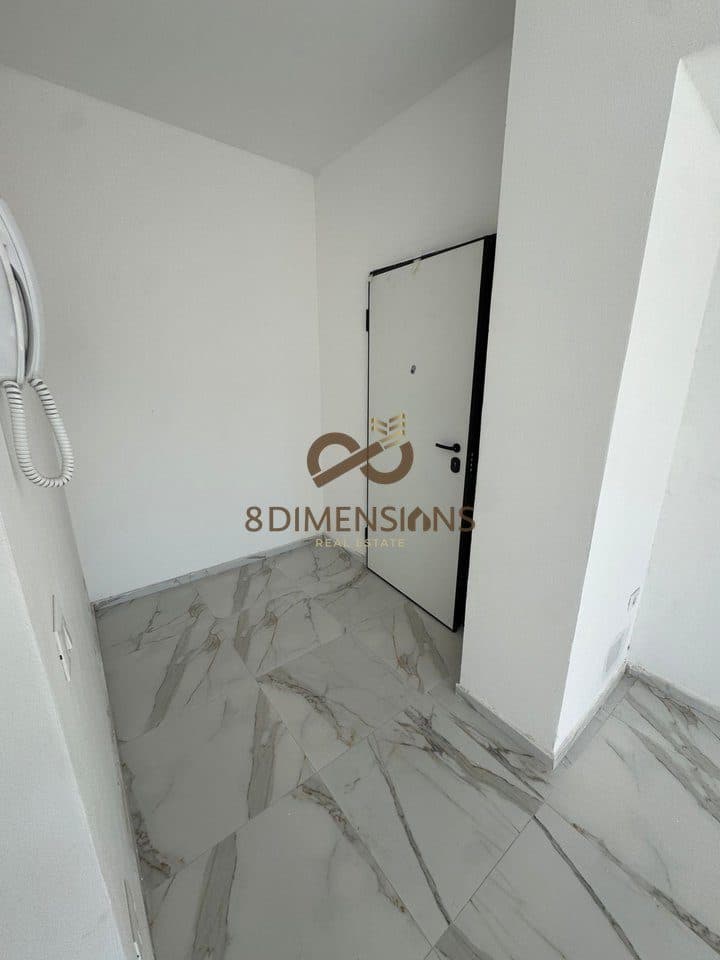 Jepet me qera Ambjent Zyre , ne Laprake te Kompleks Aura (D828A-30) 4