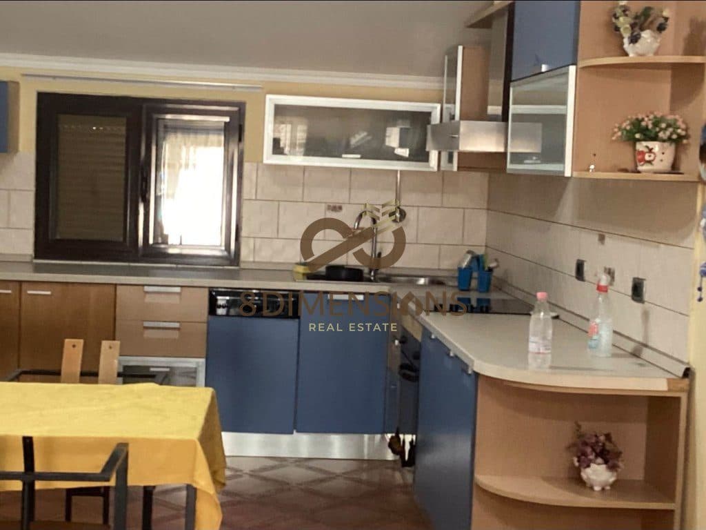 Jepet me QERA apartament 2+1 tek Qytet Studenti D8242A-298 2