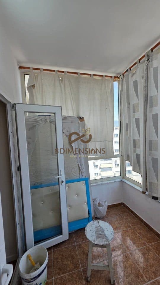 ZYRE / Ambient Biznesi me qera prane Kompleksit Ndregjoni, Bulevardi i Ri - Tirane (ID D828A-47) 2