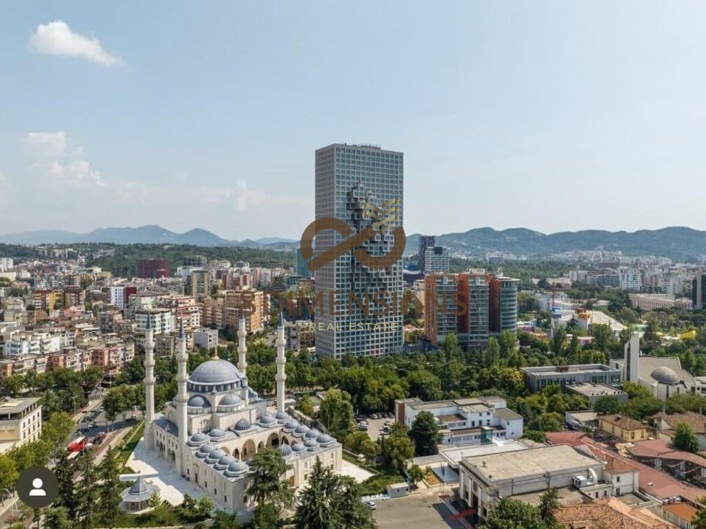 🏢 Zyrë Duplex për Shitje – Rr. e Elbasanit | Lokacion Premium D818A-1