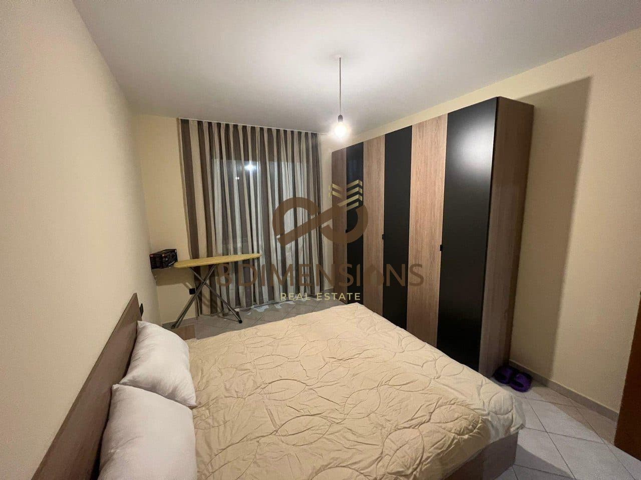 Apartament 2+1 +Ballkon +Post Parkimi ne shitje prane Maternitetit te Ri - Ne nje nder pallatet me cilesore te zones 4