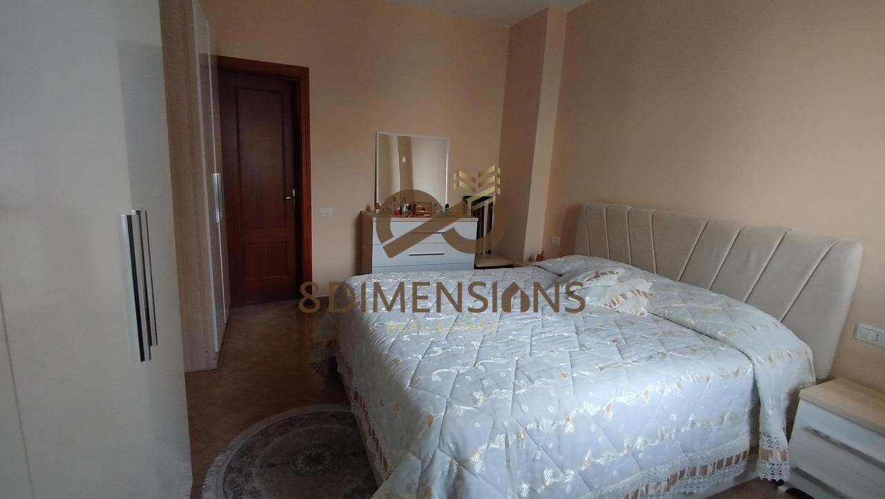 Shitet Apartament 2+1 tek Pallati me Shigjeta D8142A-124 2