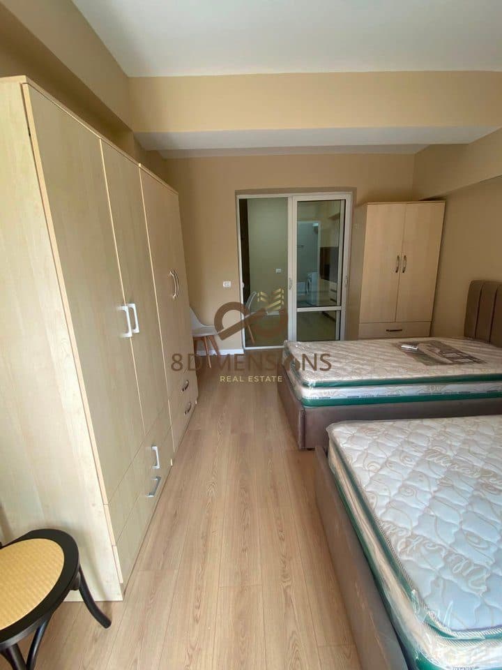 Jepet me qira Apartament 1+1 + Ballkon ne zonen e 21 Dhjetorit (ID D8241A-276) 4
