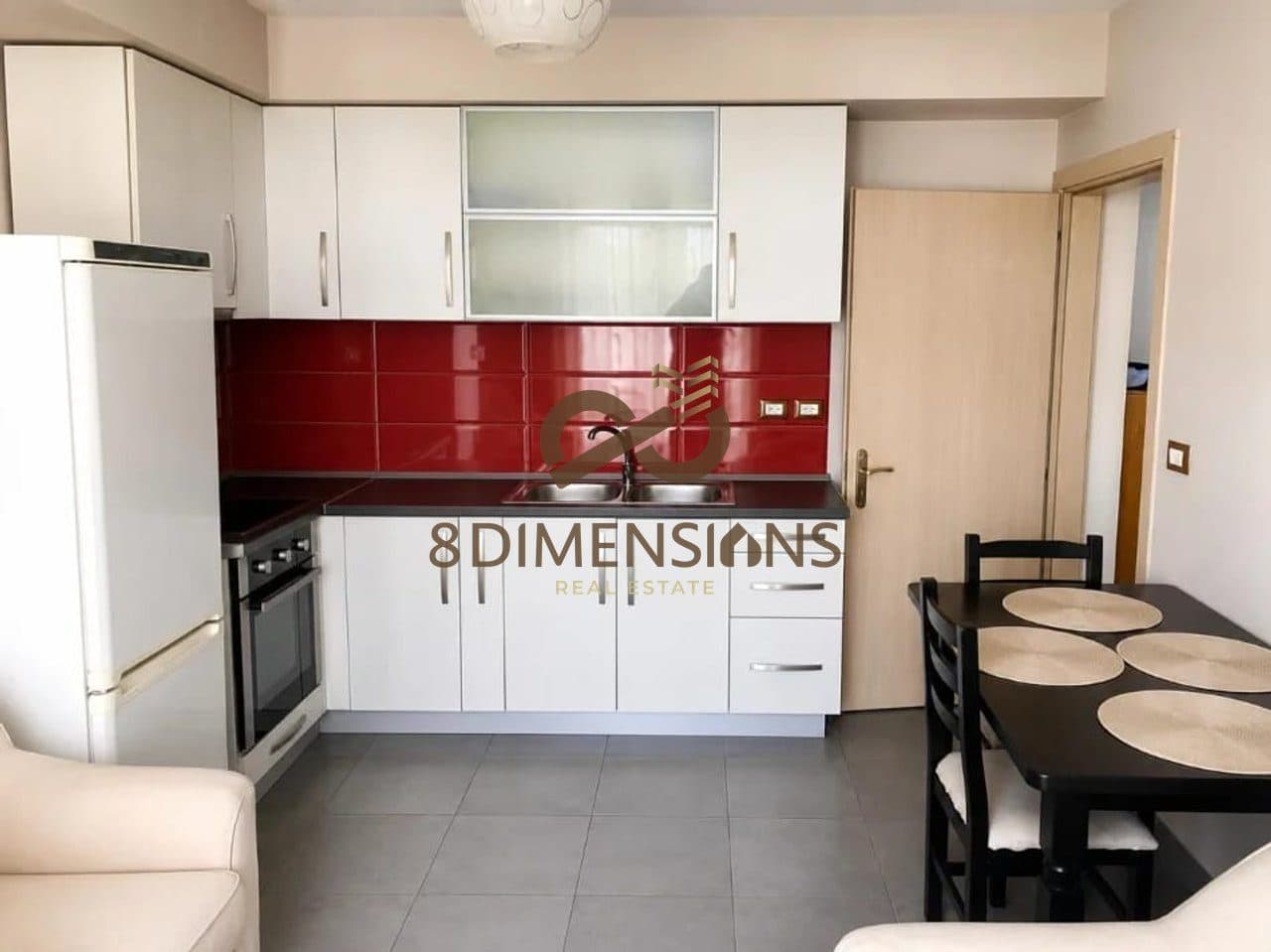 Jepet me qera Apartament 3+1 +2 +Tarrace me Pamje Panoramike tek Rruga e Dibres - Tirane (ID D8243A-25) 3