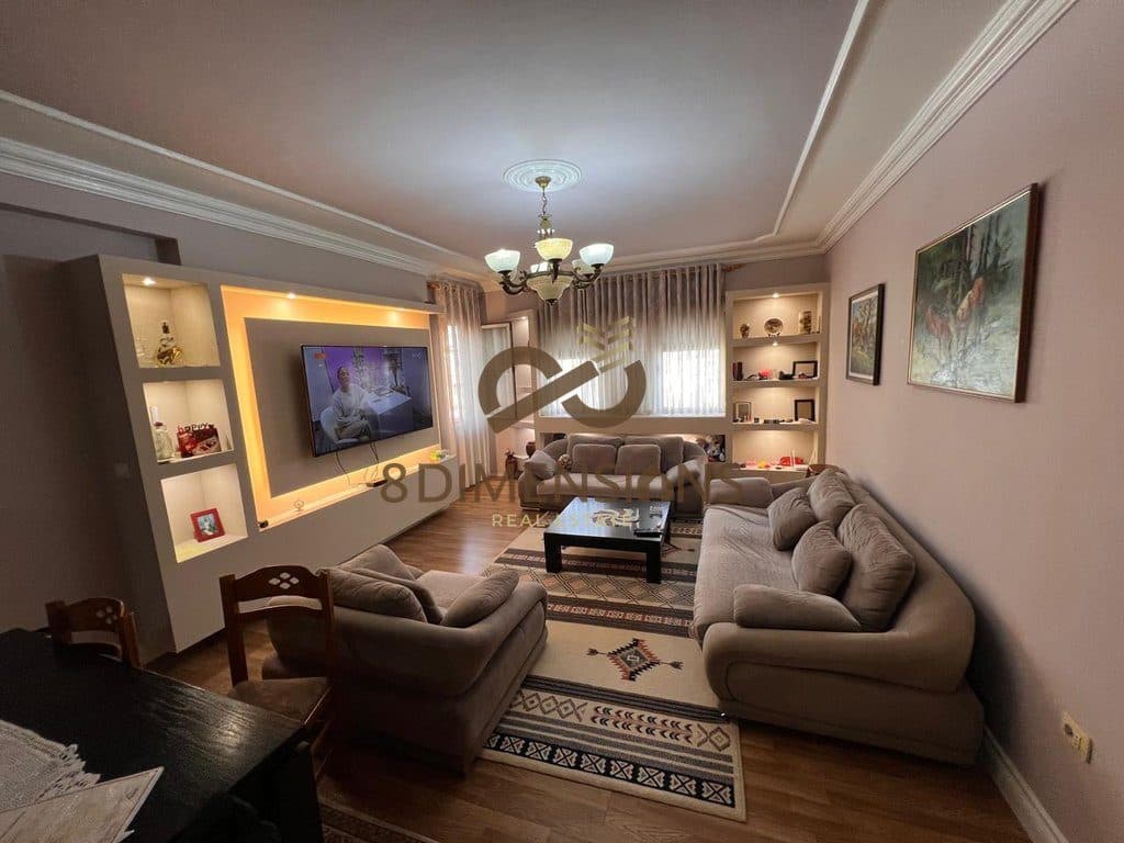 Shitet Apartament 3+1 me 2 tualete ne Astir , prane Bar Univers i mobiluar ne menyre moderne (ID D8143A-17)
