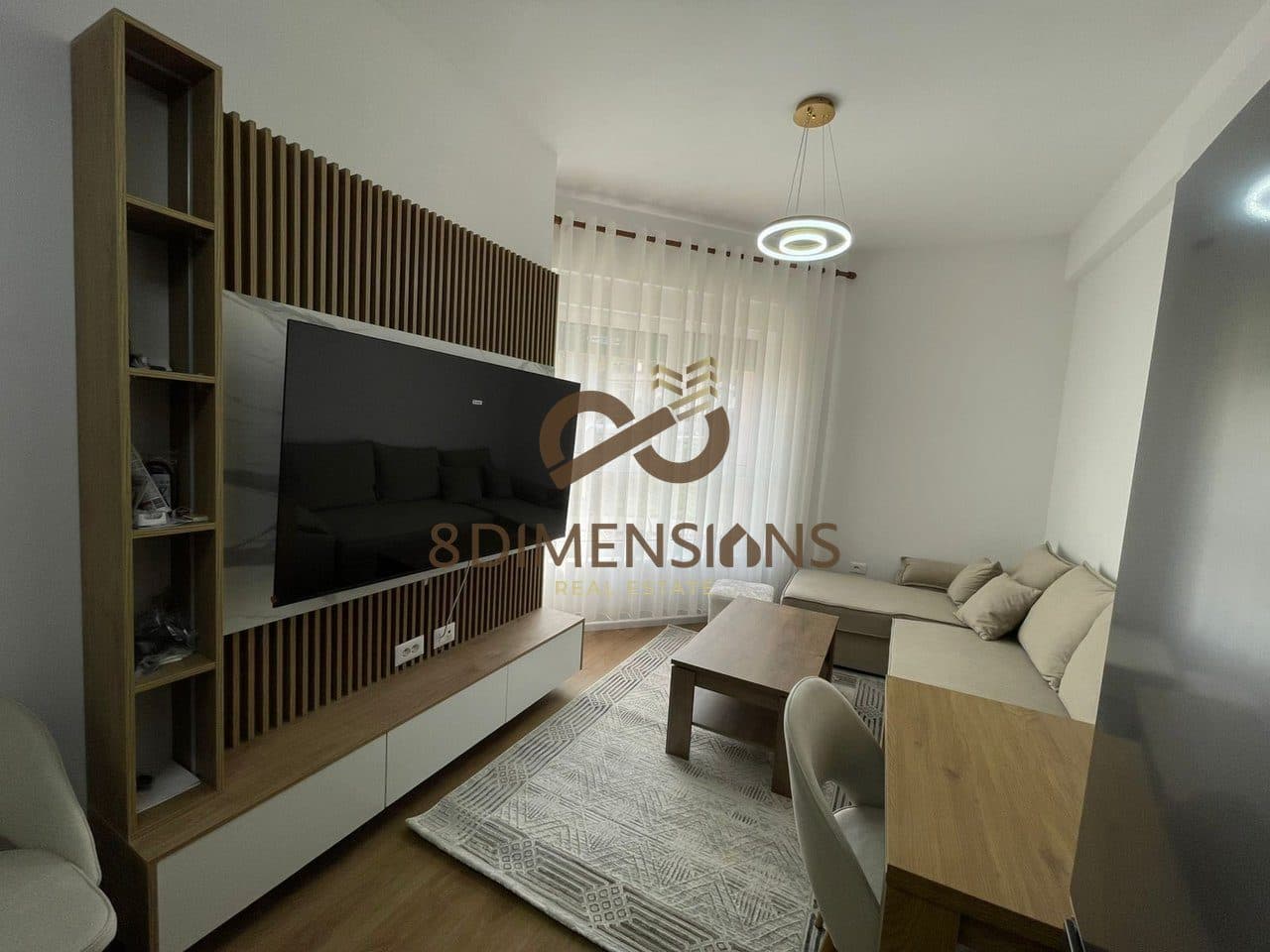 Jepet me qera Apartament 2+1+2+ Ballkon ne zonen e Don Boskos prane Kompleksit Vizion Plus (D8242A-88) 2