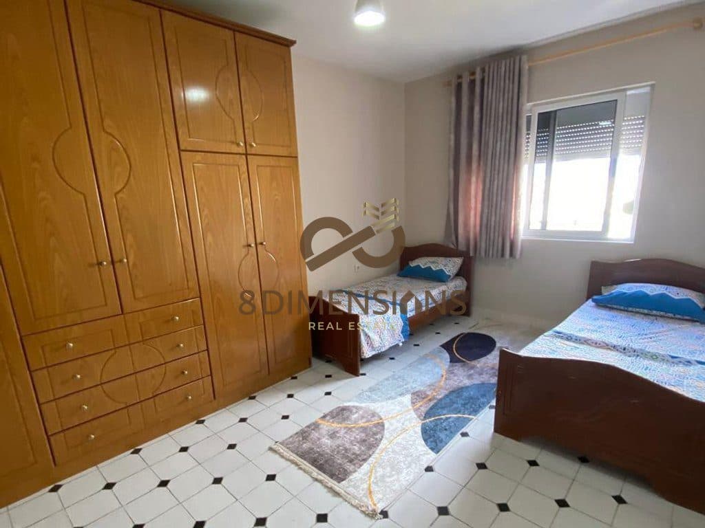 Apartament 2+1 300m mbrapa Ambasades Amerikane - Ekonomiku D8242Z-32 4