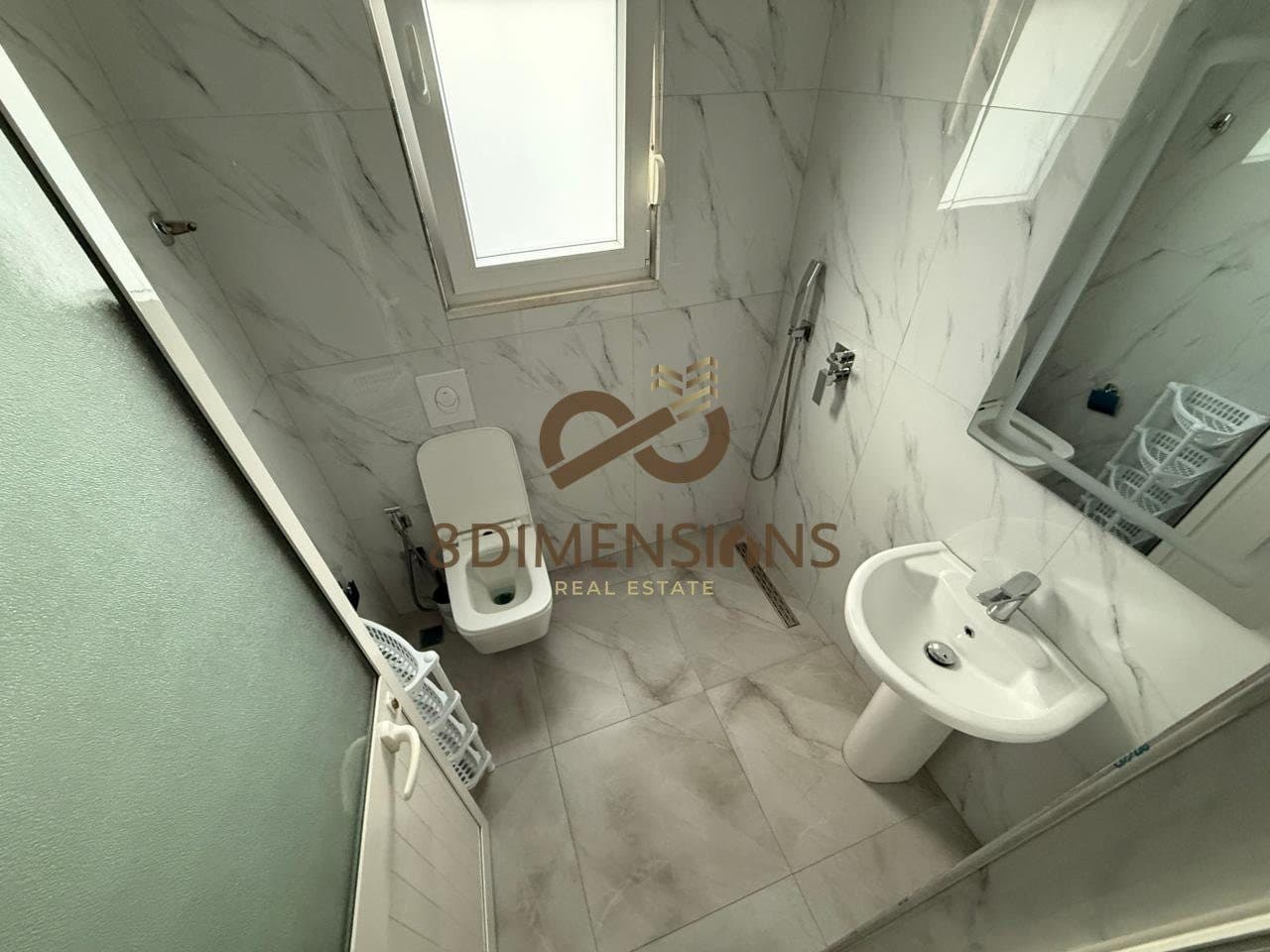 Jepet me qera Apartament 2+1 prane TEG E.C 4