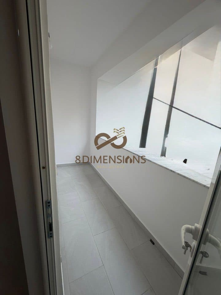 Jepet me qera Apartament 2+1+2+ Ballkon ne zonen e Don Boskos prane Kompleksit Vizion Plus (D8242A-88) 4