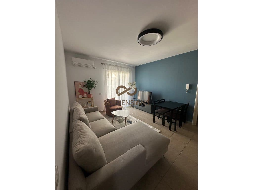 Jepet me qera Apartament 1+1 ne nje residence te re prane Stacionit te Trenit (D8241A-197)