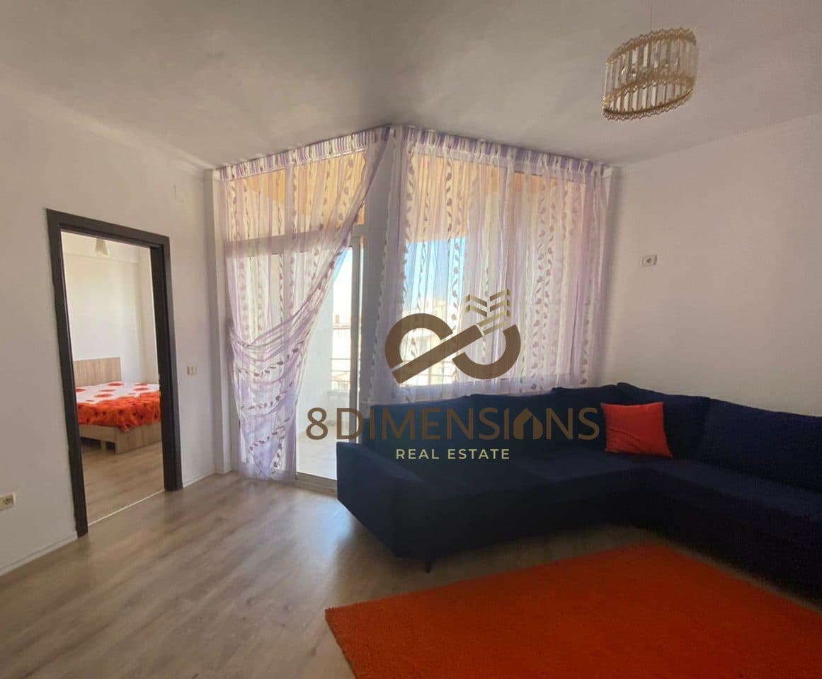 Shiten 2 apartamente tipologji 1+1, të cilat ndodhen në të njëjtën certifikatë pronësie me sipërfaqe totale 90 m²
D8141Z-7 2