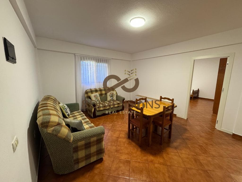 Jepet me qera Apartament 2+1+2+ Ballkon ne zonen e Don Boskos prane Kompleksit Vizion Plus (D8242A-88)