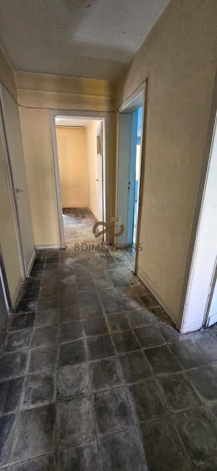 Shitet Ap 2+1 tek 21 Dhjetori ne Rrugen e Kavajes ne Tirane (ID D8142A-158 ) 3