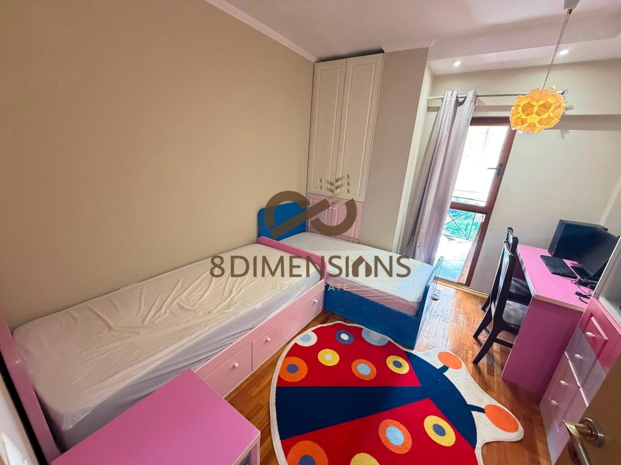 Jepet me qera Apartament 2+1+2 Tek Rruga e Barrikadave D8242A-244 4