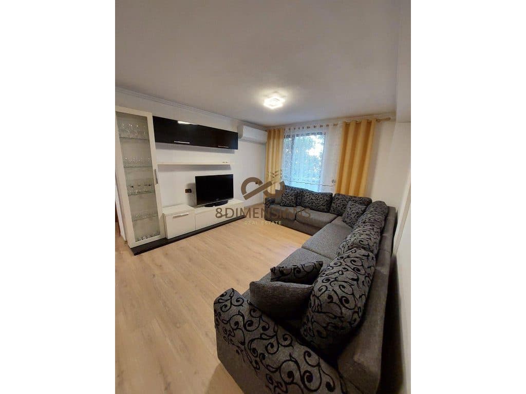 Jepet me qera Apartament 2+1 tek Myslym Shyri D8242Z-5