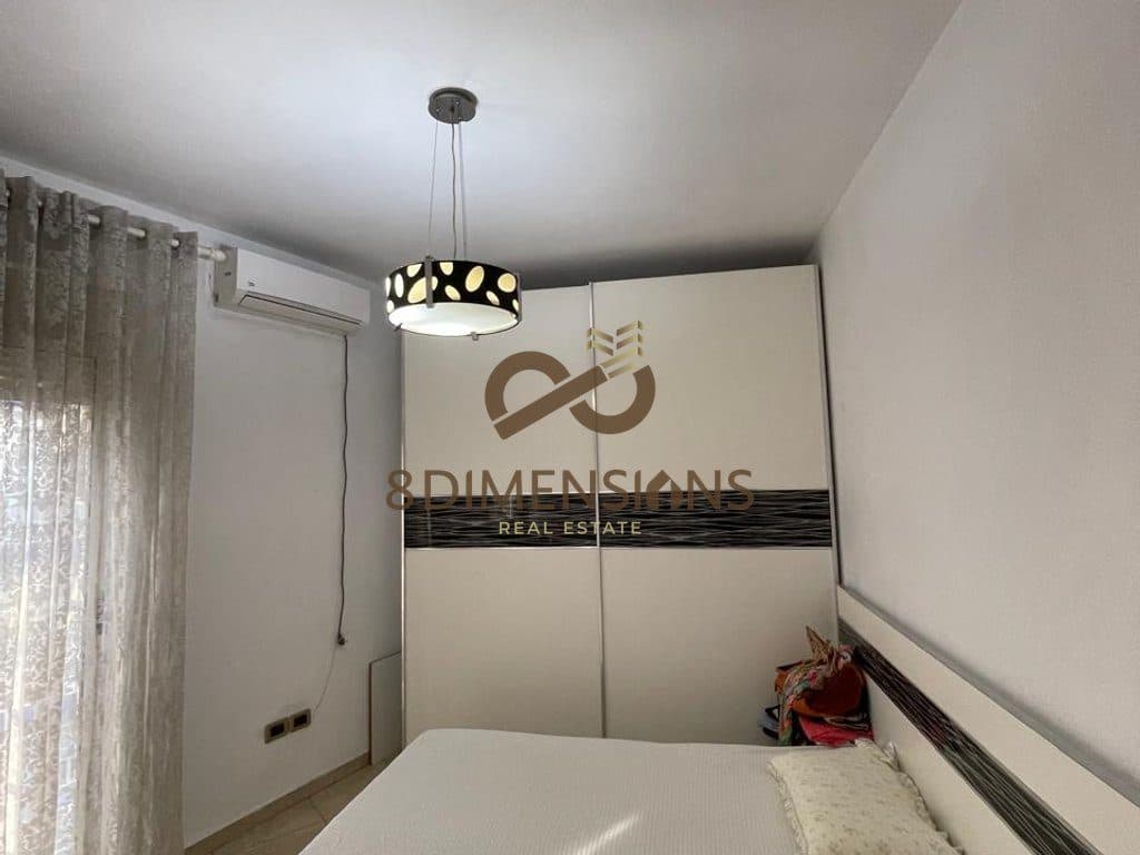 Jepet me qera Apartament 2+1+2 tek Komuna e Parisit prane Kompleksit Kika 3 (D8242A-294) 4