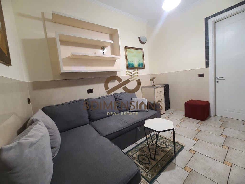 APARTAMENT 1+1 ME QERA TEK RRUGA 5 MAJI (D8241Z-12)