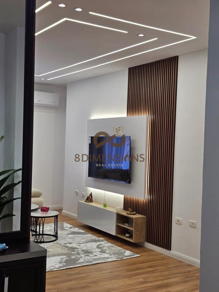 MUNDESI IDEALE INVESTIMI!!! APARTAMENT 1+1 NE MYSLYM SHYR PRANE GJYKATES SE RRETHIT (D8141Z-21)E.C 3