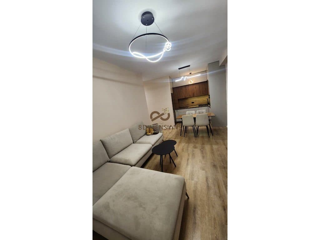 Apartament 2+1 +2 +Ballkon +Post Parkimi ne shitje ne Ali Dem, Ne nje nder pallatet me cilesore te zones - Tirane (D8142A36)