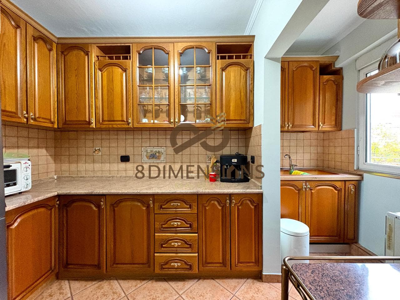 Jepet me qera Apartament 1+1 afer shkolles Zoja e Keshillit te Mire D8241Z-19 3