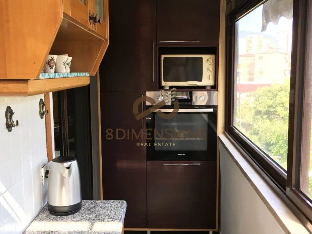 Jepet me qera apartament 2+1 Prane Qendres 65,000 LEK (D8242Z-34) 4