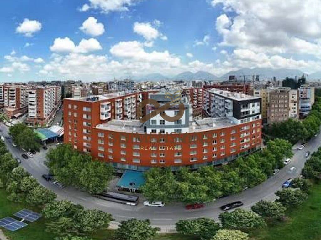 CMIM OKAZION - Shitet Ambjent Komercial + Biznes ne lokacion PREMIUM D815Z-8