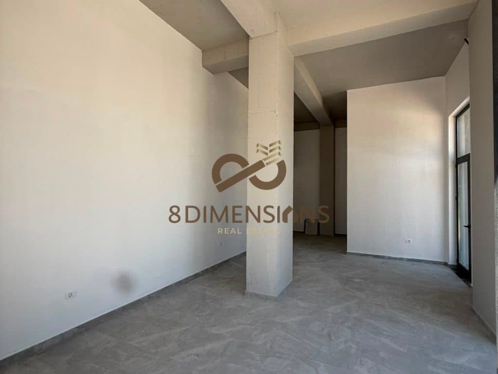 Jepet me qera Dyqan ne Astir, prane Vila L (D825A-46) 4