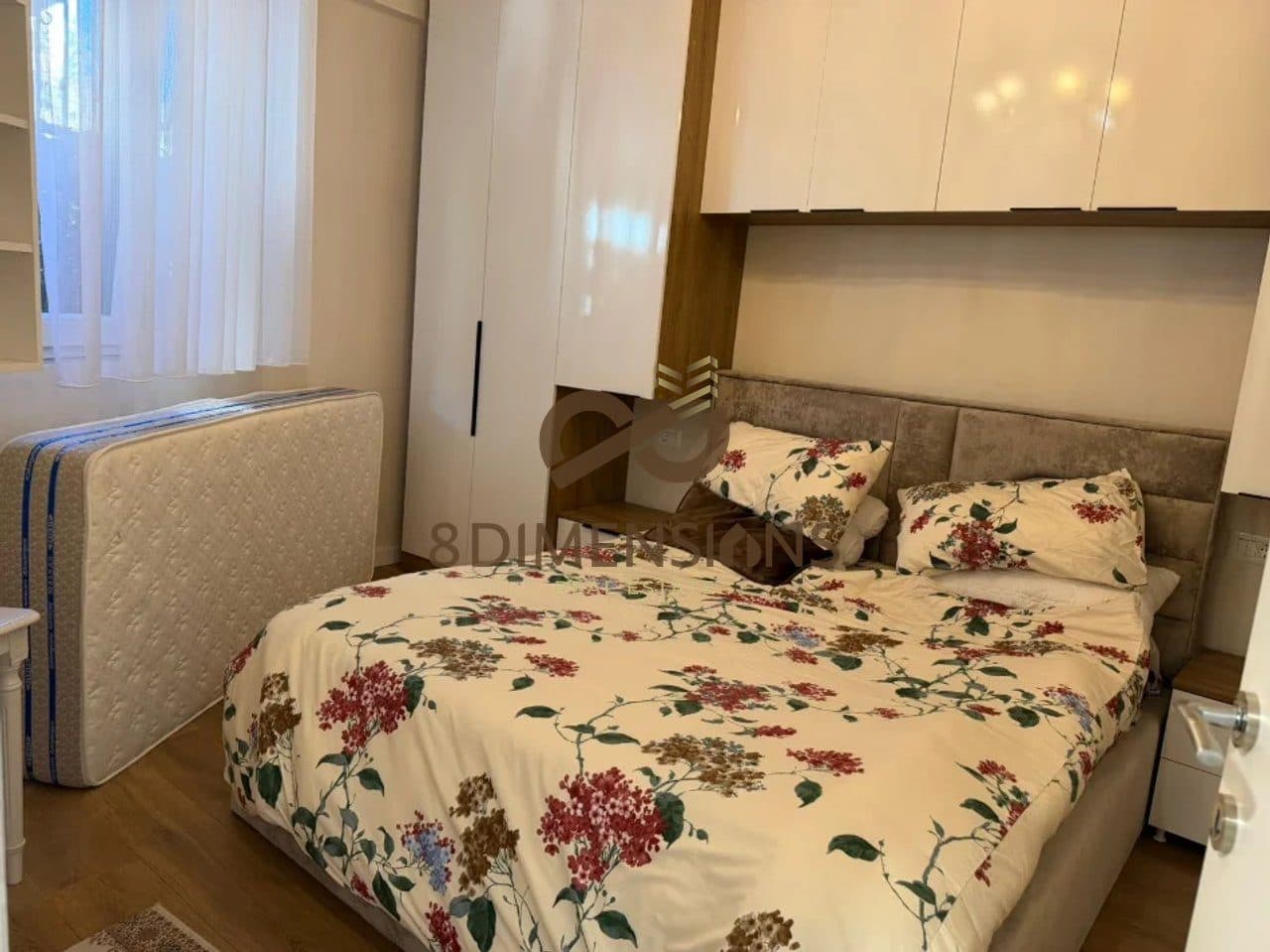 Jepet me qera Apartament 2+1 Te Ish Stacioni Trrenit ne Rrugen Jordan Misja (D8242A-130) 3