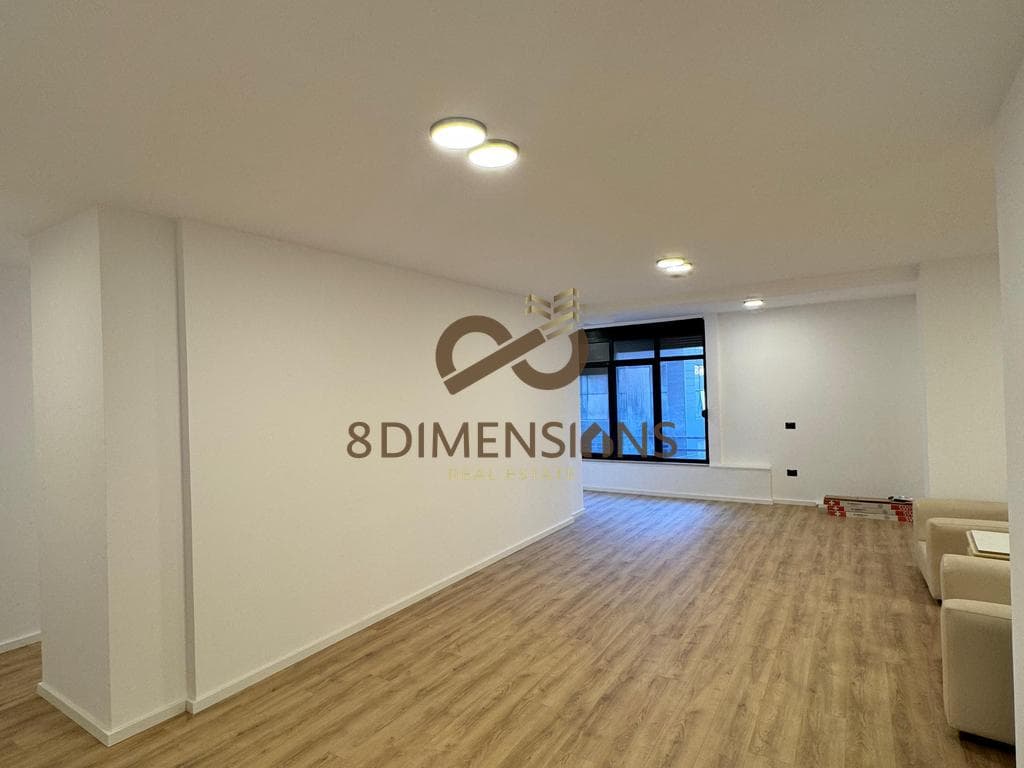 Ambient Komercial/ZYRE me qera ne Myslym Shyr, Prane “Gjykates se Larte” – Tirane (ID D828A12)