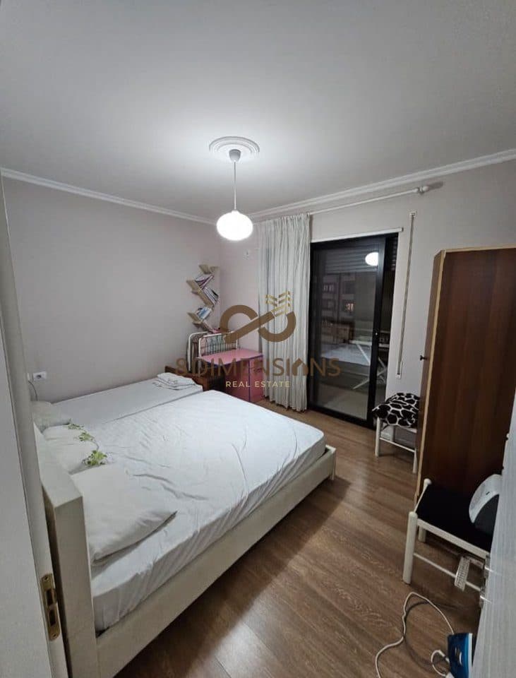 Jepet me qera Apartament 1+1 ne Rrugen e Dibres, prane Shkolles Misto Mame (D8241A-235) 4