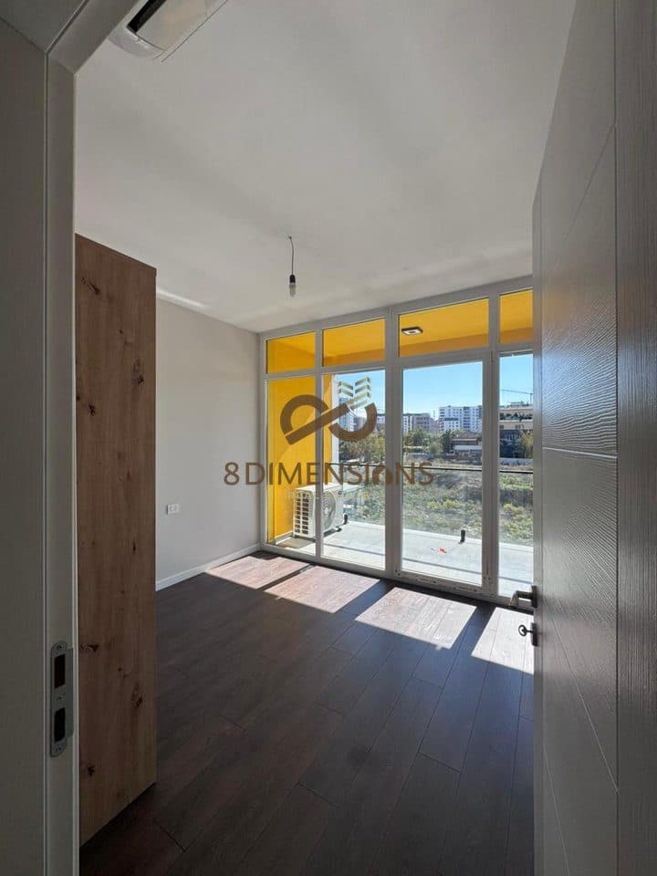 Jepet me qera Apartament 2+1 tek Bulevardi i Ri D8242A-36 2