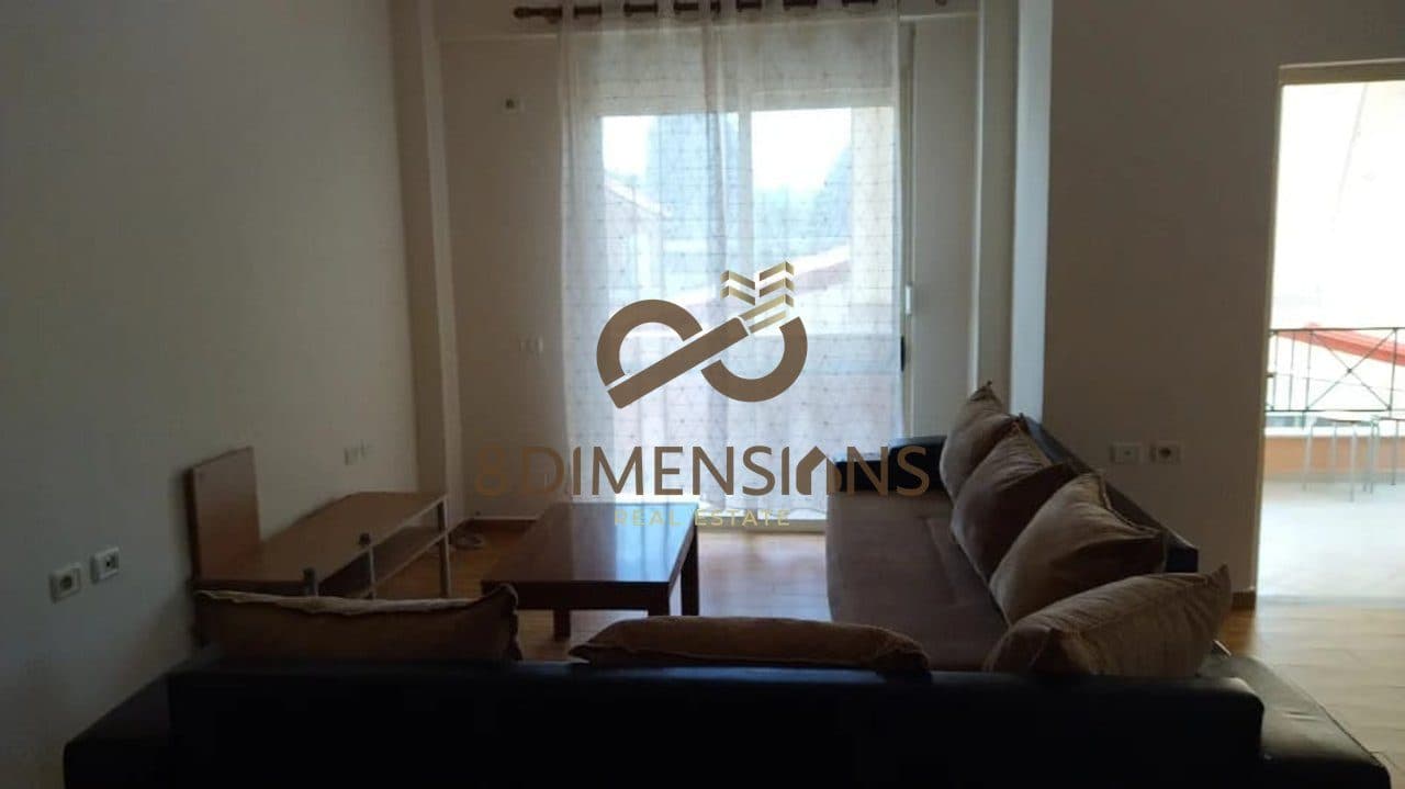 Shitet Apartament 2+1 totalisht i restauruar te Rr. Muhamet Gjollesha pranë Urës Vasil Shanto në Tiranë( D8142A-145 ) 2