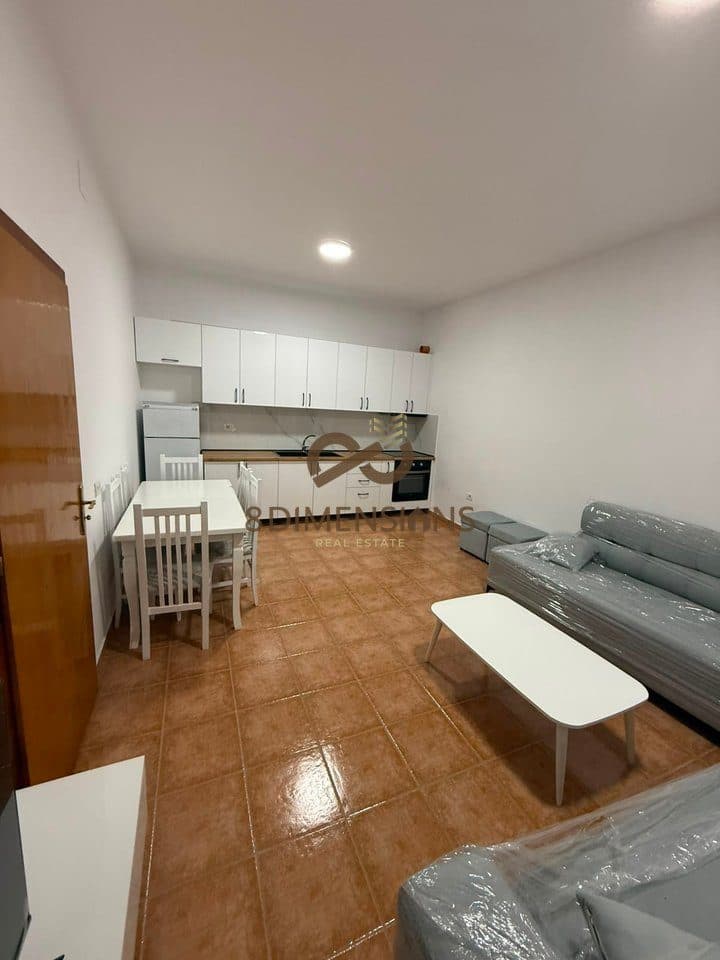 Jepet me qera Apartament 1+1, me siperfaqe 70m2 ne 5 Maj (D8241A-262) 3