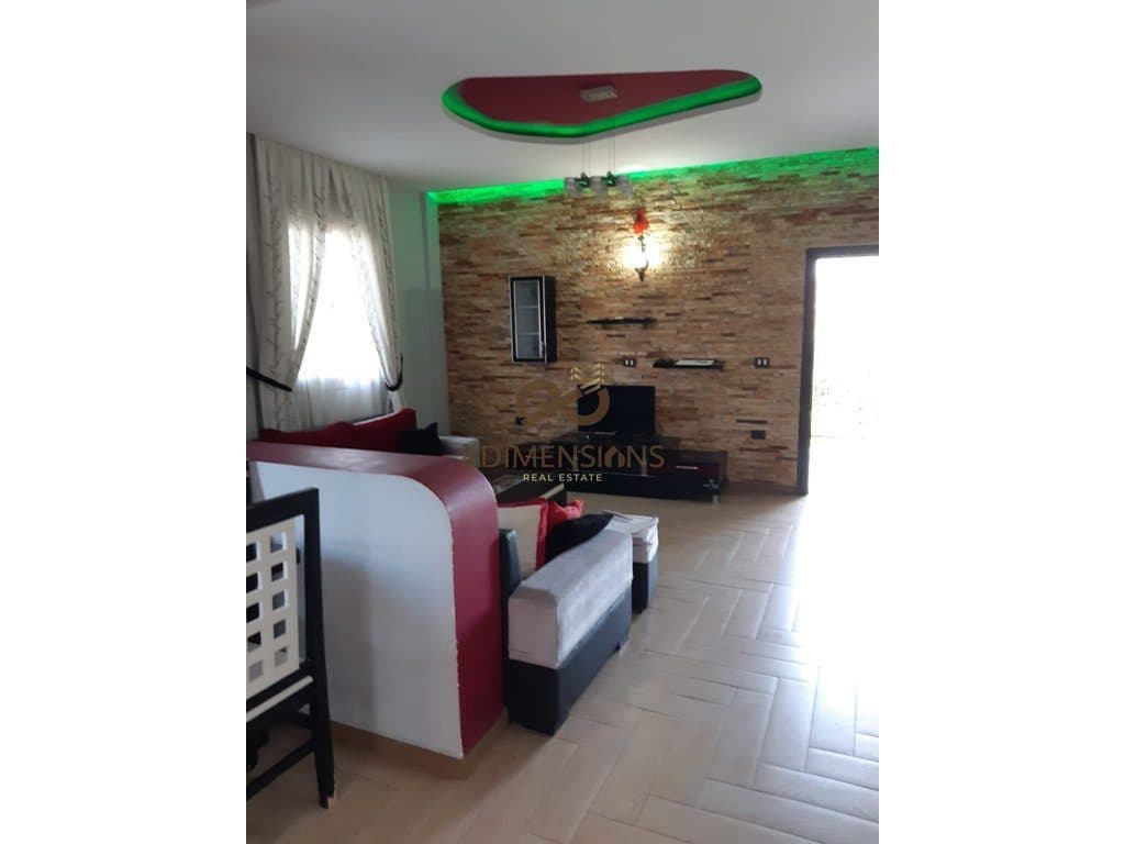 Jepet me qera Apartament 2+1 ne Fund te Bulevardit Te Ri te Rruga Ymer Sallaku (D826A-6)
