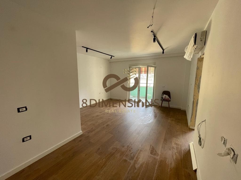 Jepet me qera Apartament 1+1 ne Air Albania prane Big Market (D8241A-217)